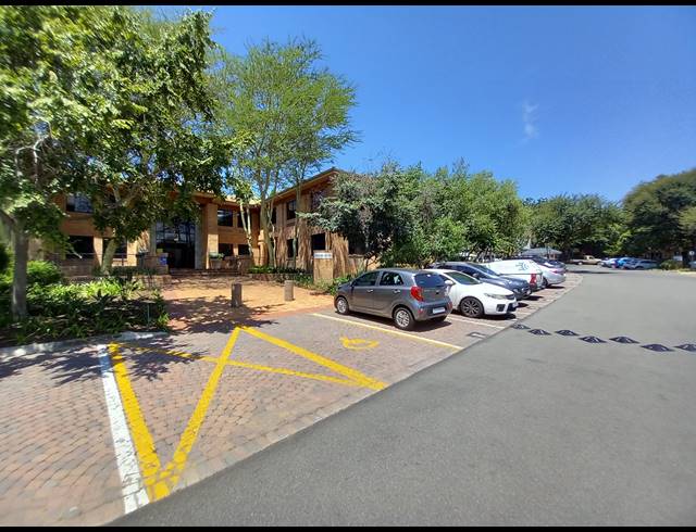 291M² OFFICE TO LET IN BRYANSTON